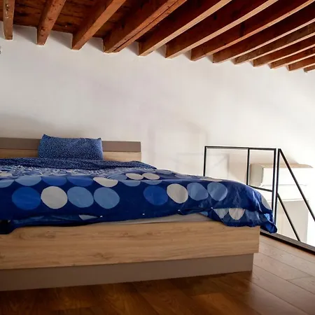 Homestay Memeraki Artist Residency *