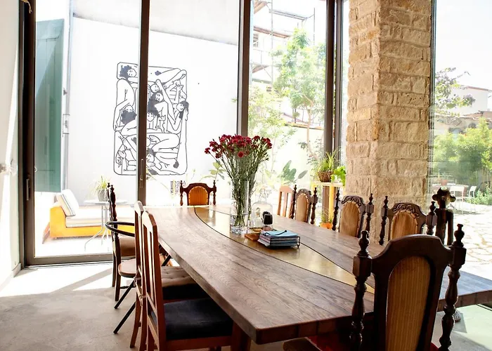 Memeraki Artist Residency Habitación en casa particular